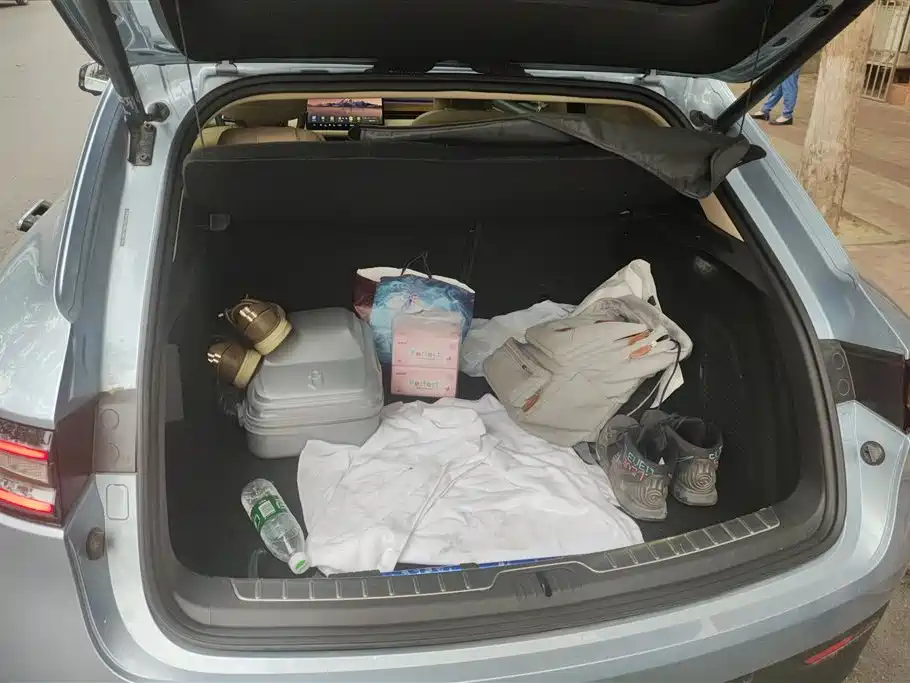 AITO Ask the world M5