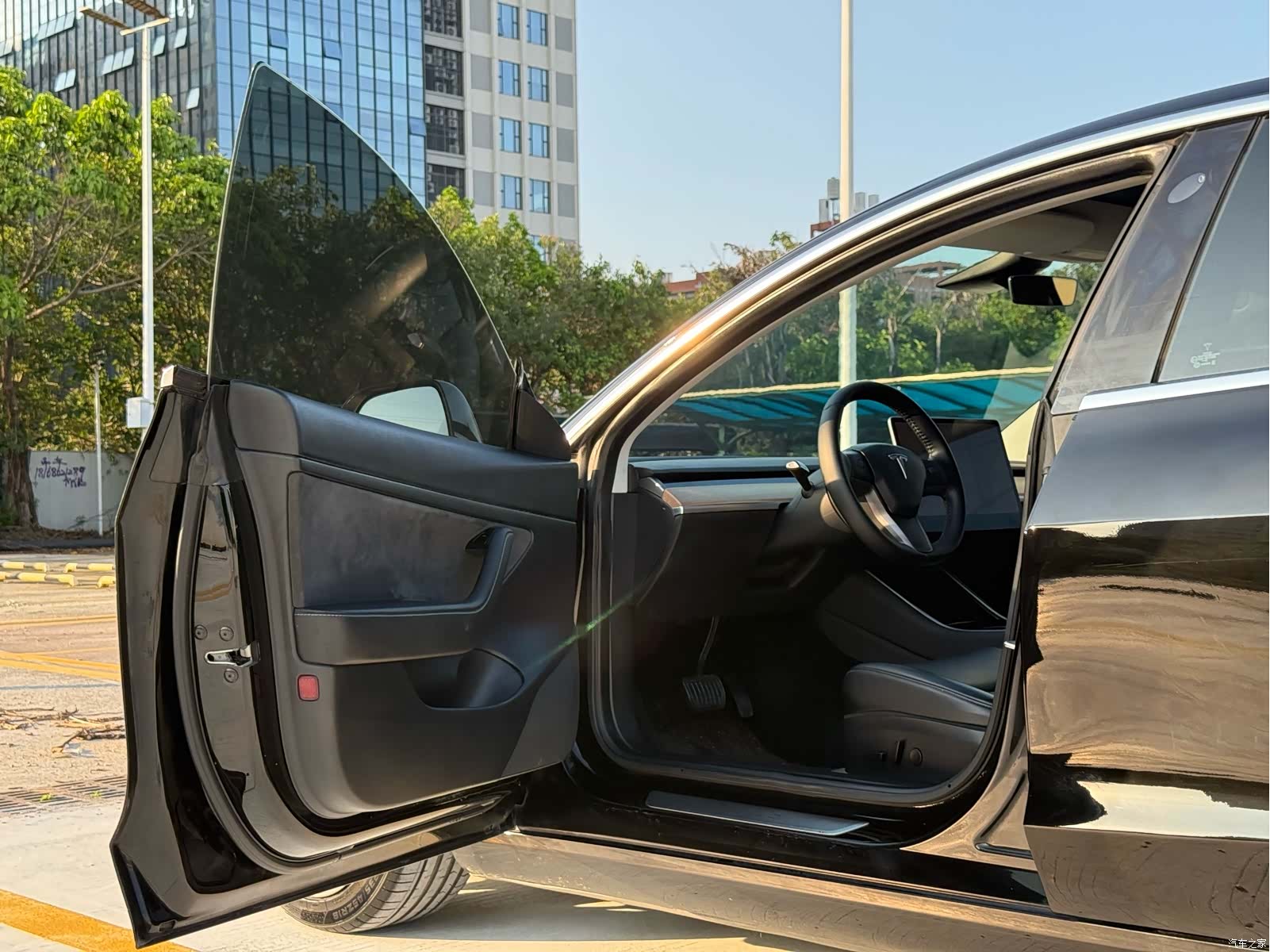 Tesla Model 3, 2020 9