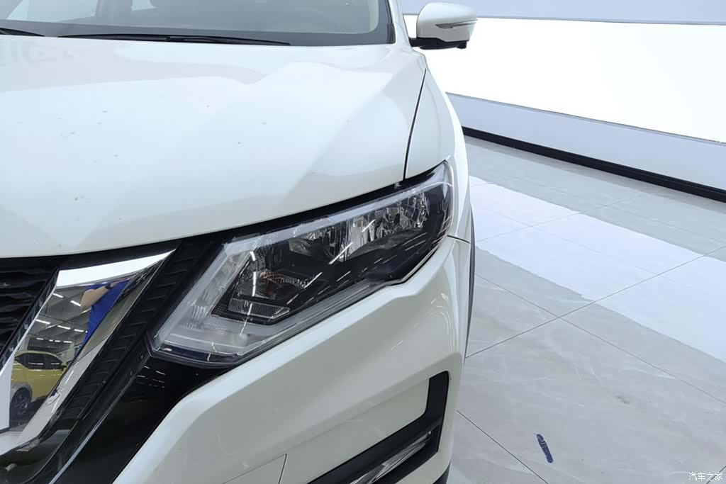 Nissan X-Trail, 2017 все фото