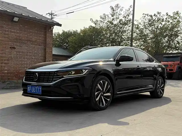 Volkswagen Passat 2024 — купить из Китая под заказ