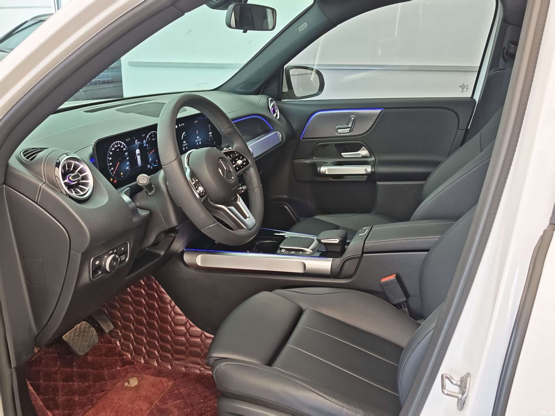 Mercedes-Benz GLB, 2023 19