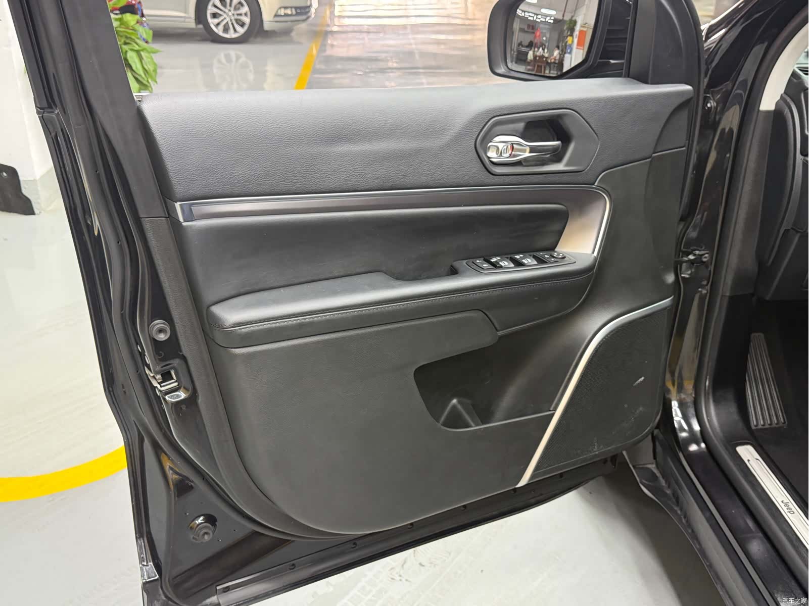 Jeep Grand Commander, 2021 19