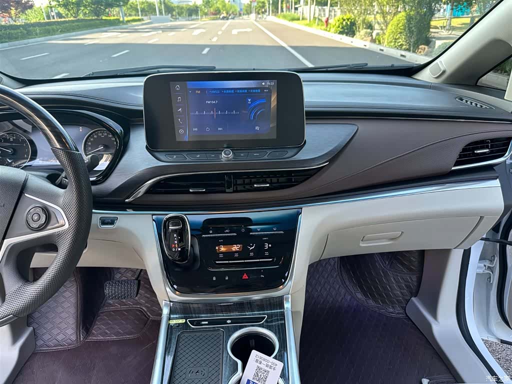 Buick GL8, 2024 8