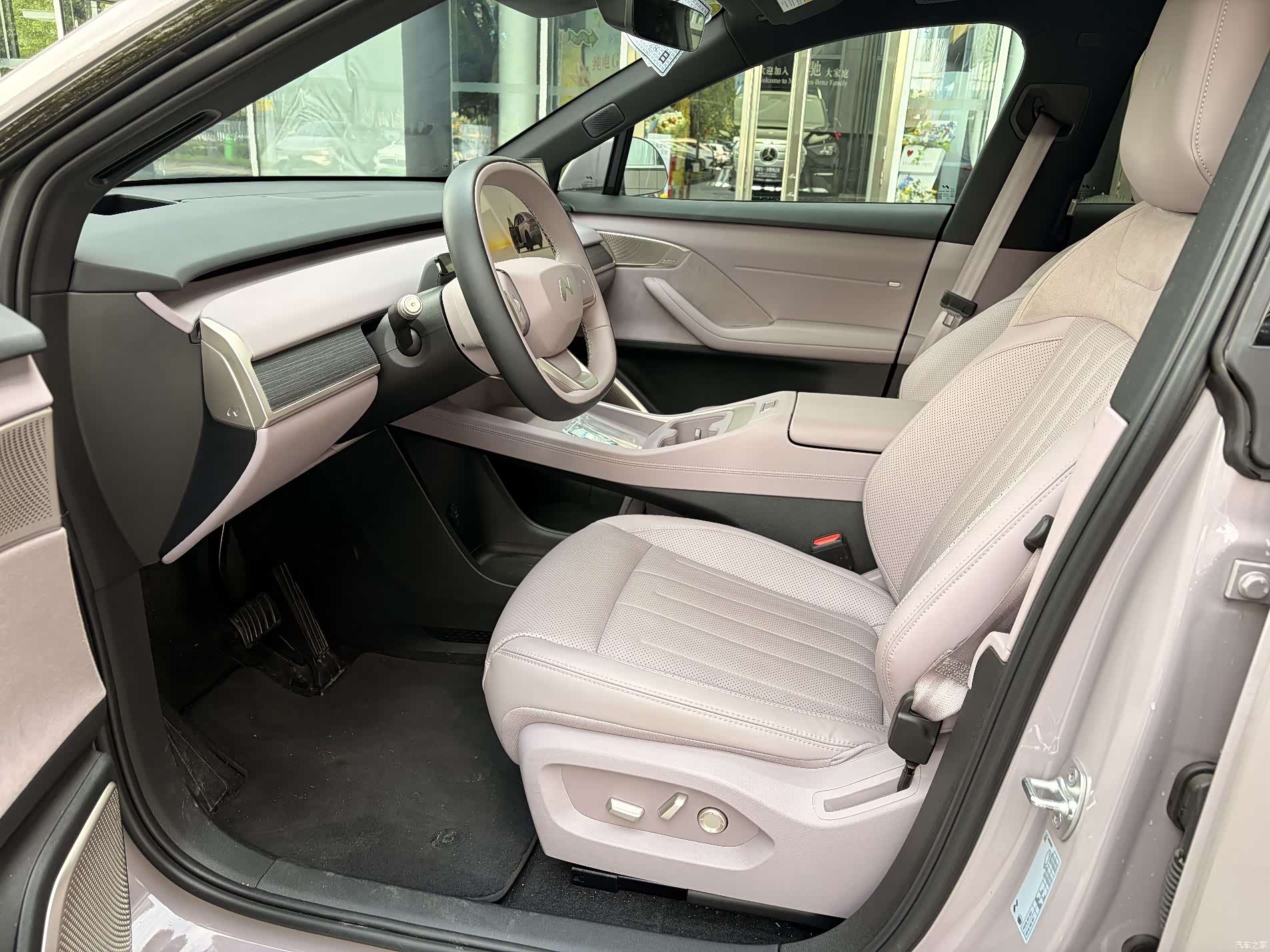 NIO L60, 2025 8