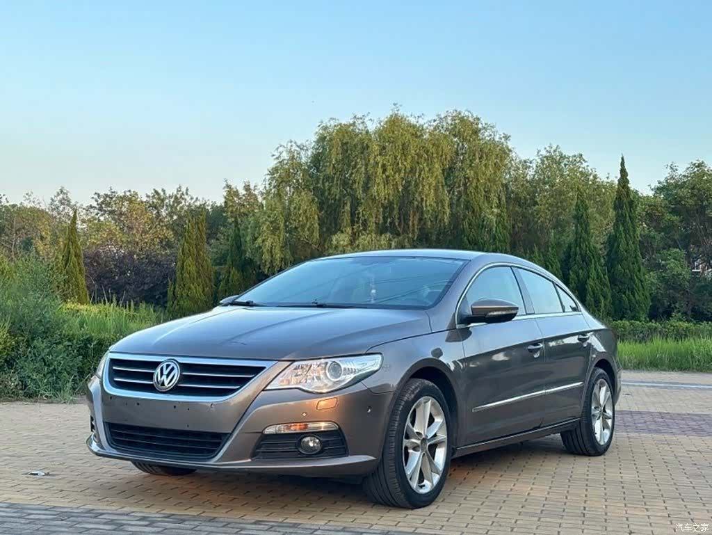 Volkswagen CC, 2013 1
