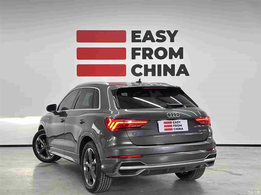 Audi Q3, 2023 4
