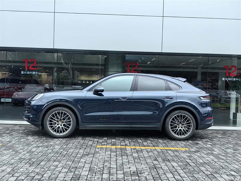 Porsche Cayenne, 2024 2
