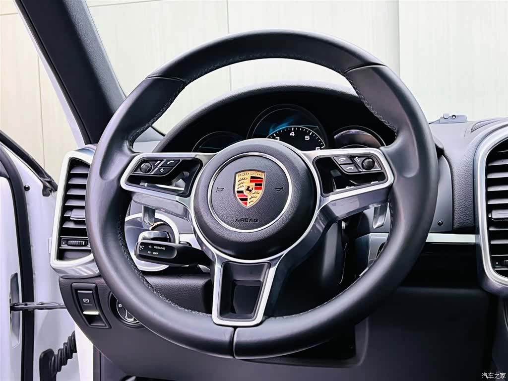 Porsche Cayenne, 2017 10