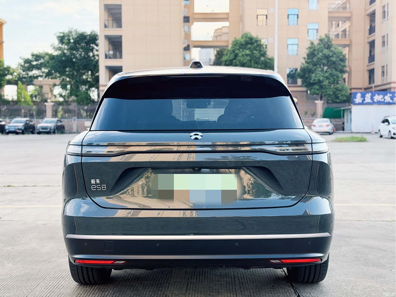 NIO ES8, 2023 6