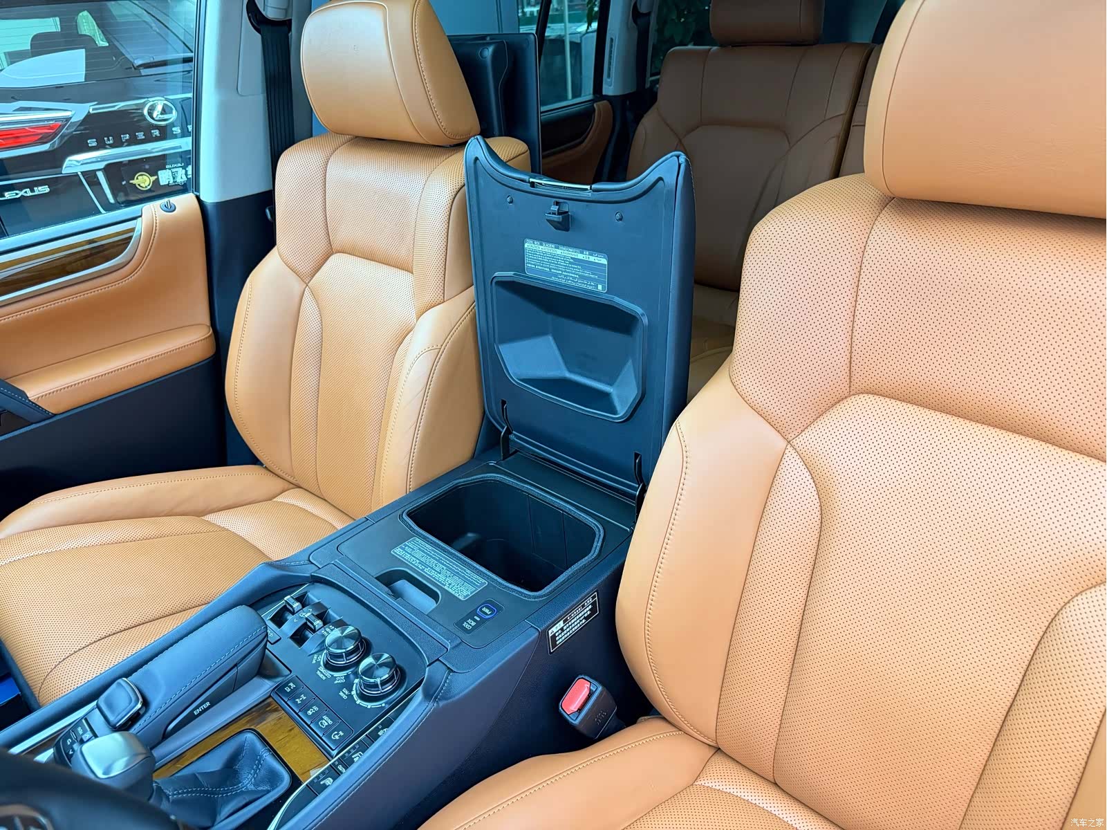 Lexus LX, 2017 13