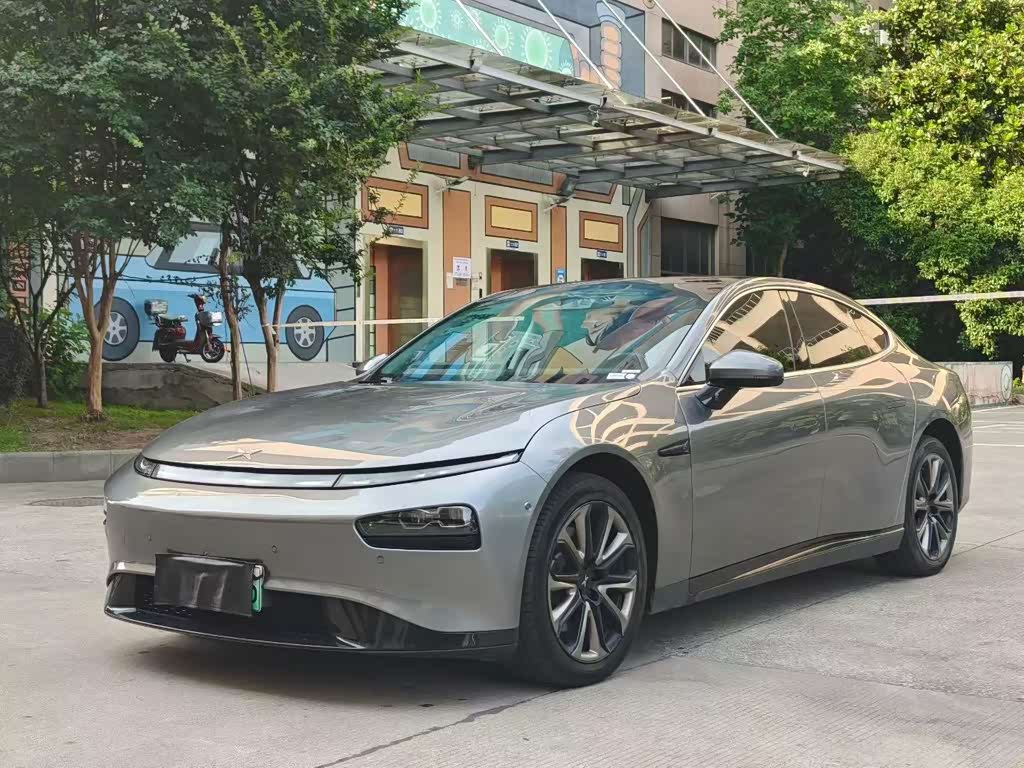 XPENG P7