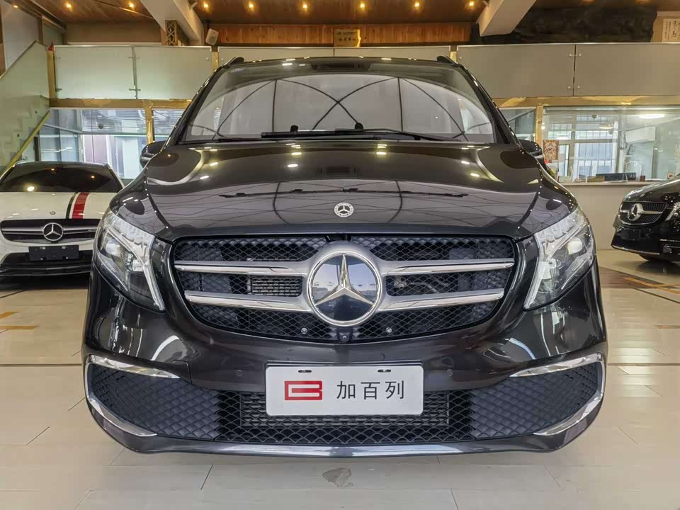Mercedes-Benz V-class