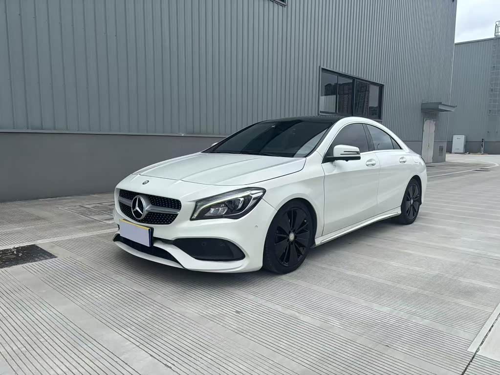 Mercedes-Benz CLA