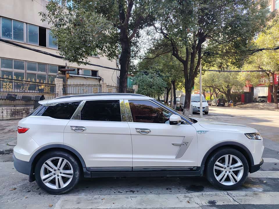 Zotye T700