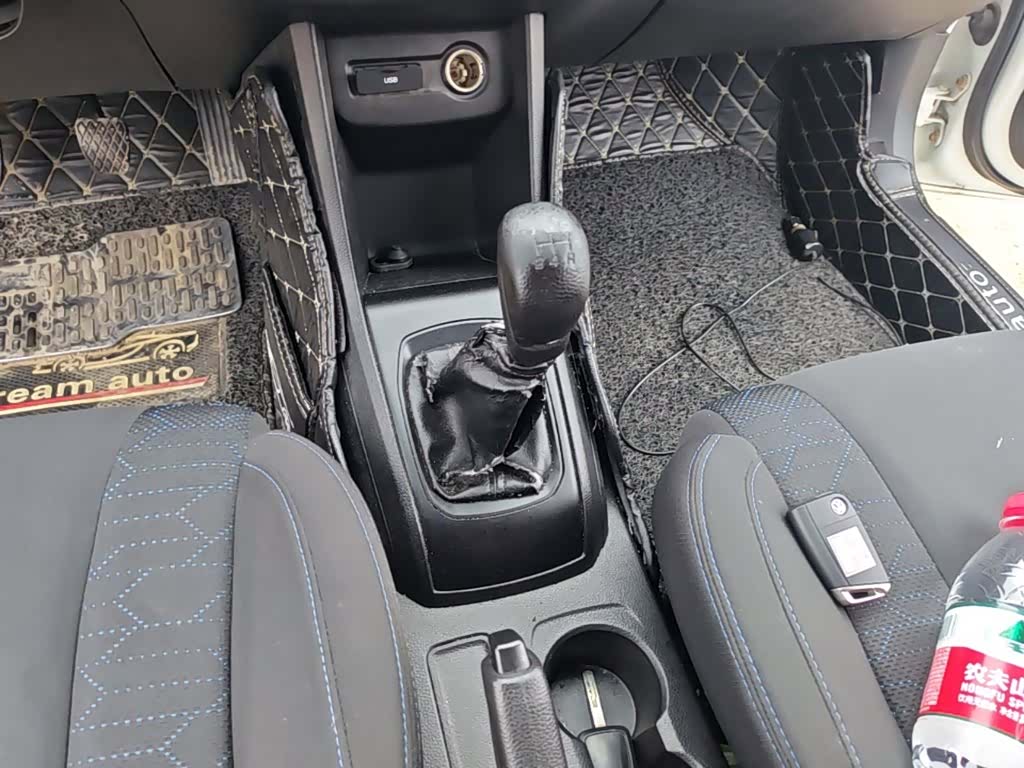 Wuling 310, 2020 14