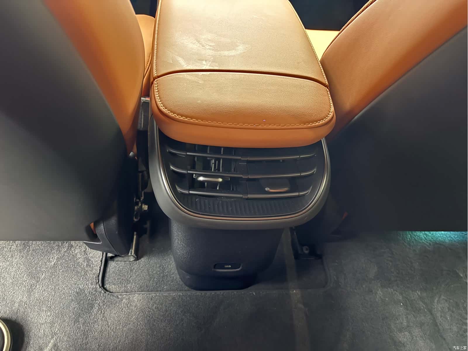 NIO ET5, 2023 11