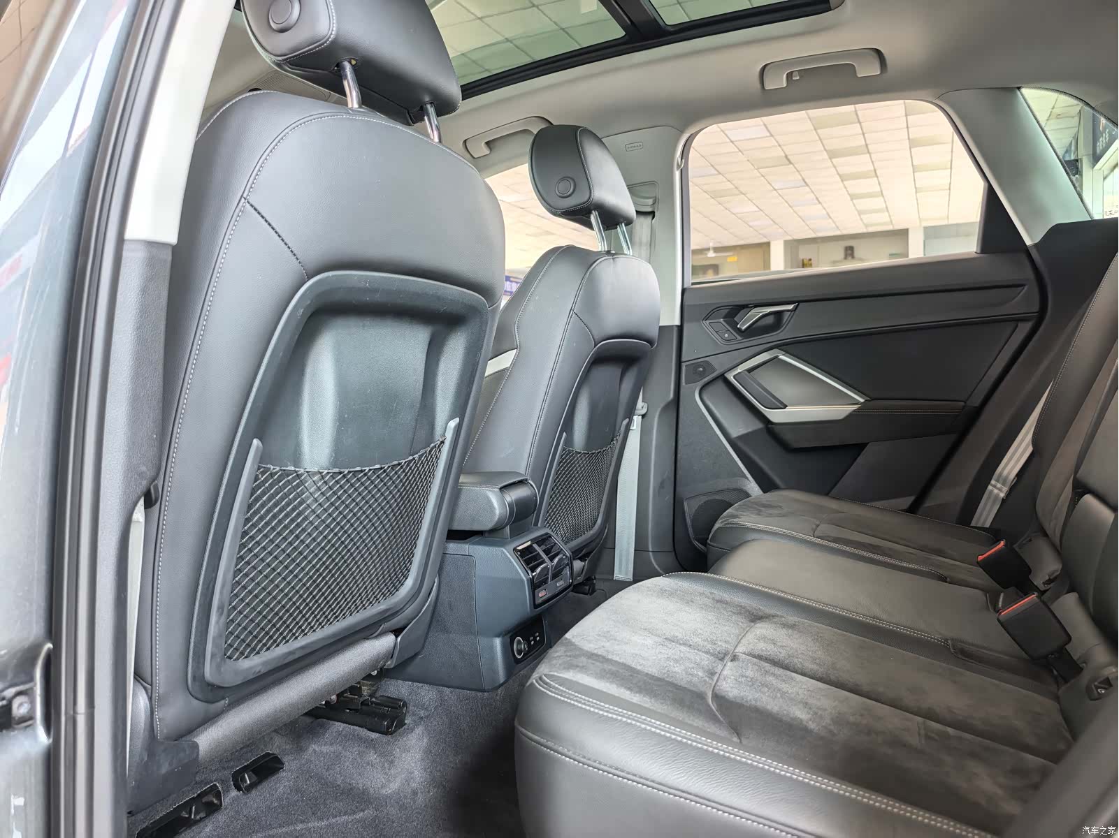 Audi Q3, 2022 8
