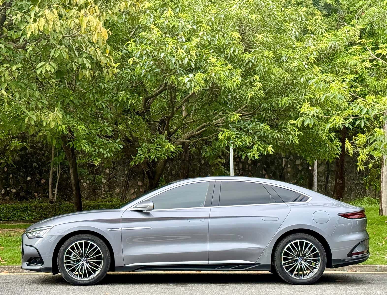 BYD Han, 2024 все фото