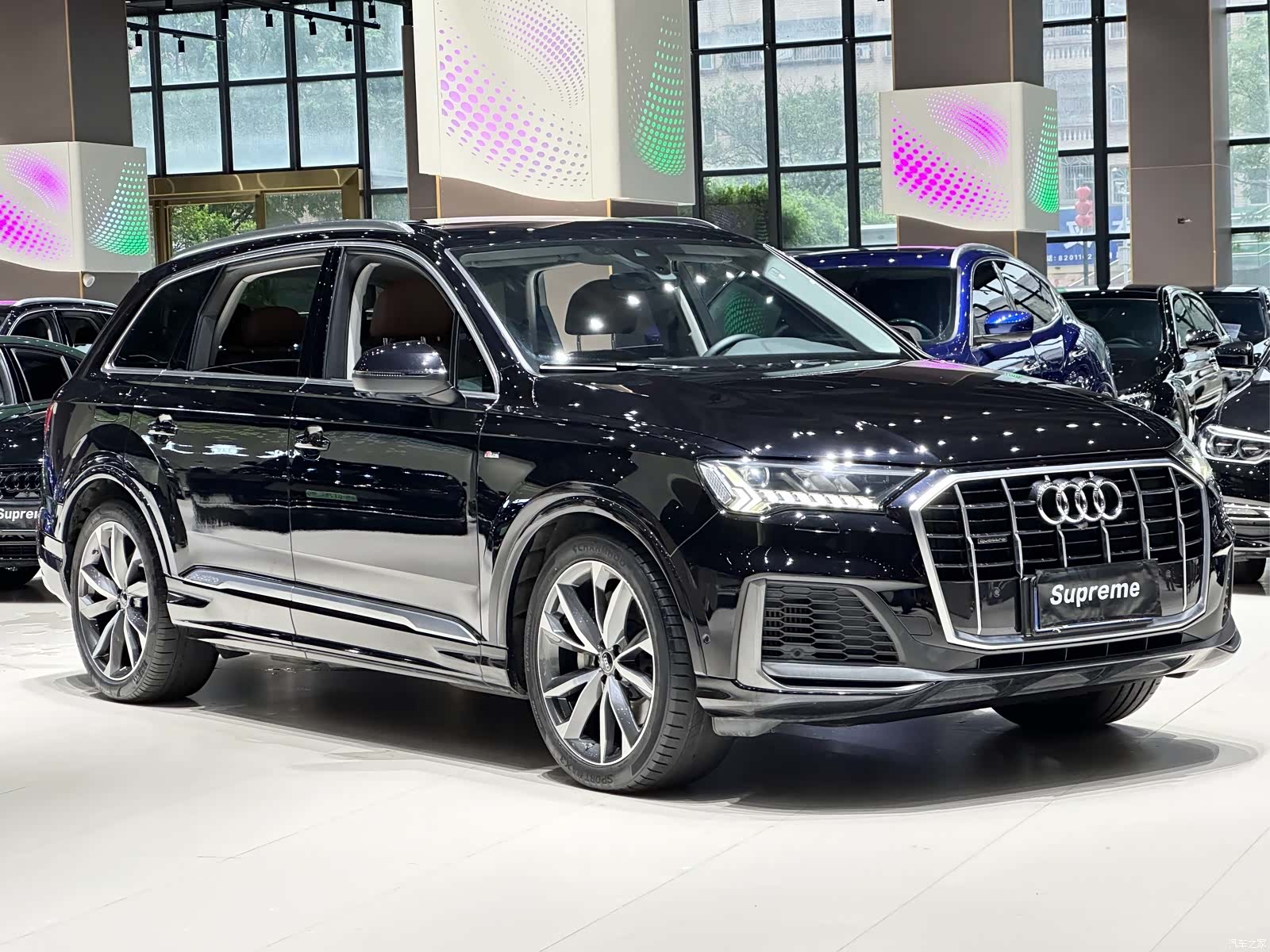 Audi Q7, 2022 3