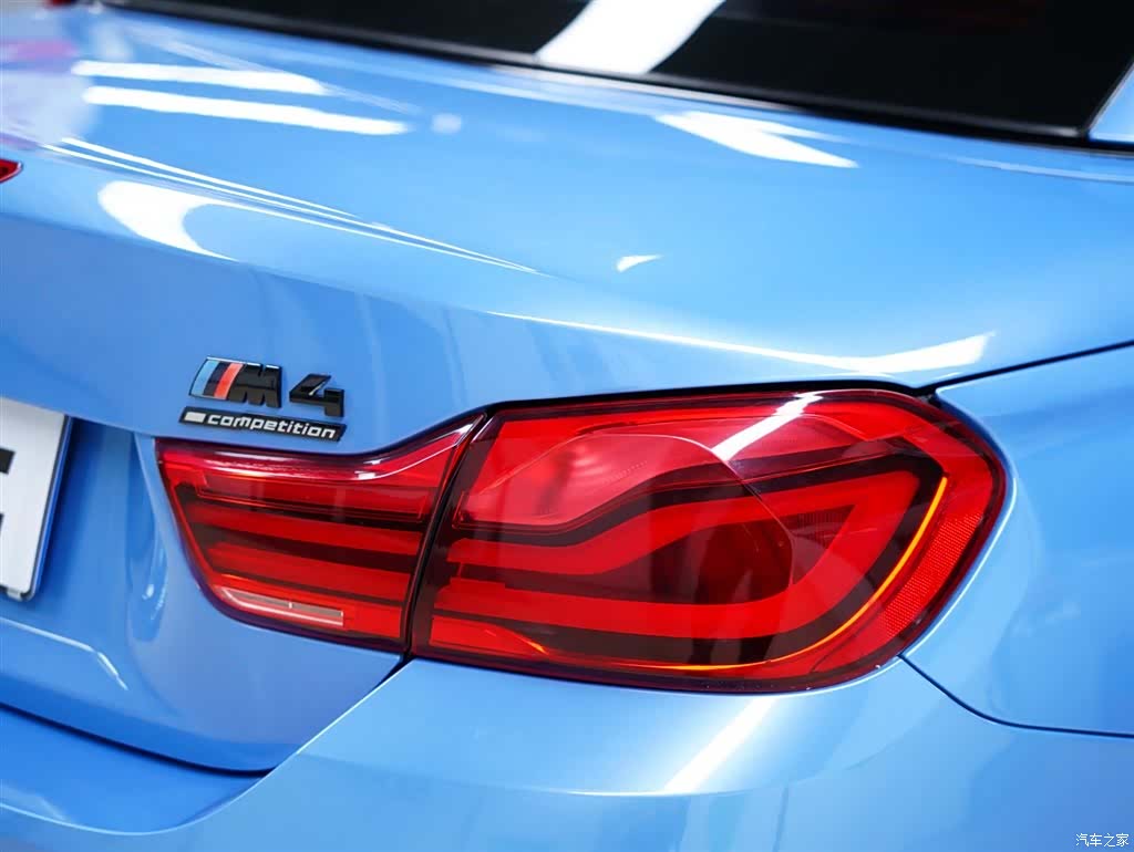 BMW M4, 2018 все фото