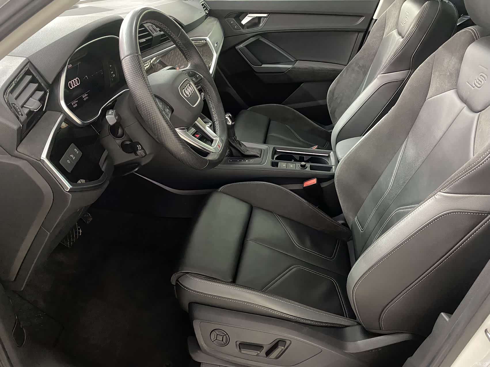 Audi Q3, 2022 9