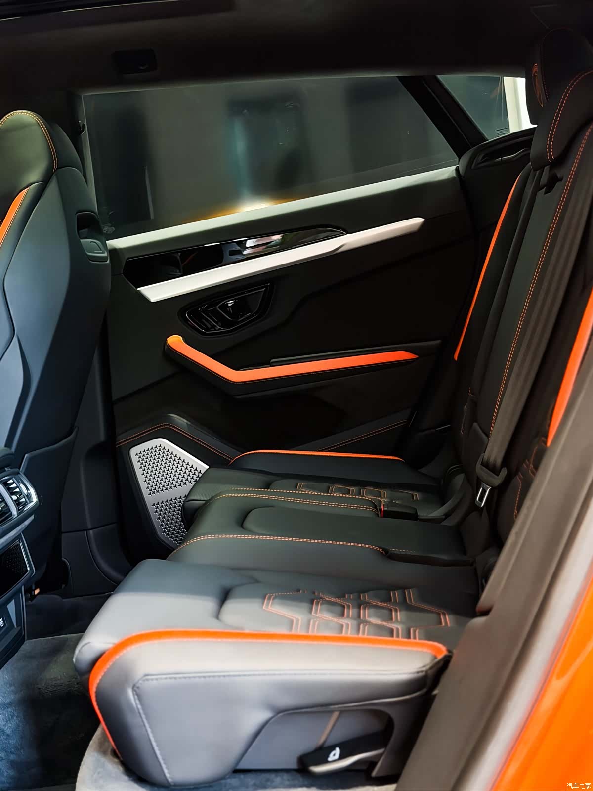 Lamborghini Urus, 2025 25