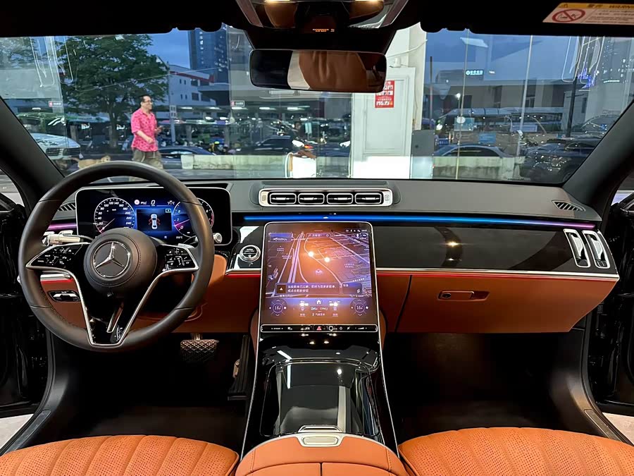 Mercedes-Benz S-Class 2024, фото 9
