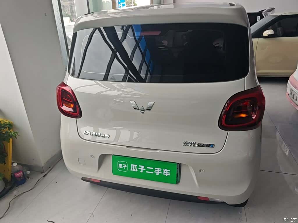 Wuling MINIEV, 2025 6