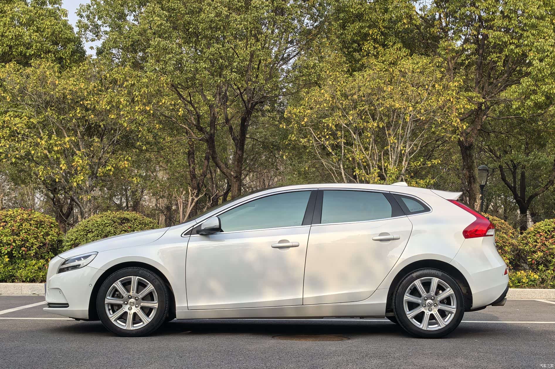 Volvo V40, 2017 3