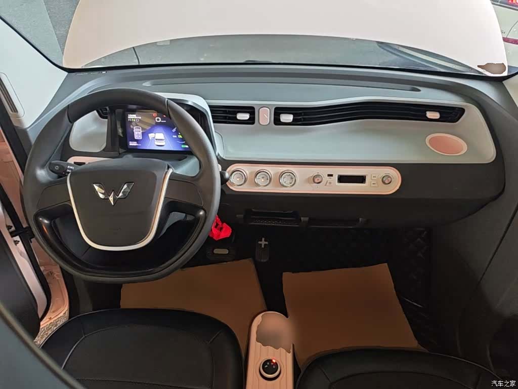 Wuling MINIEV, 2021 10
