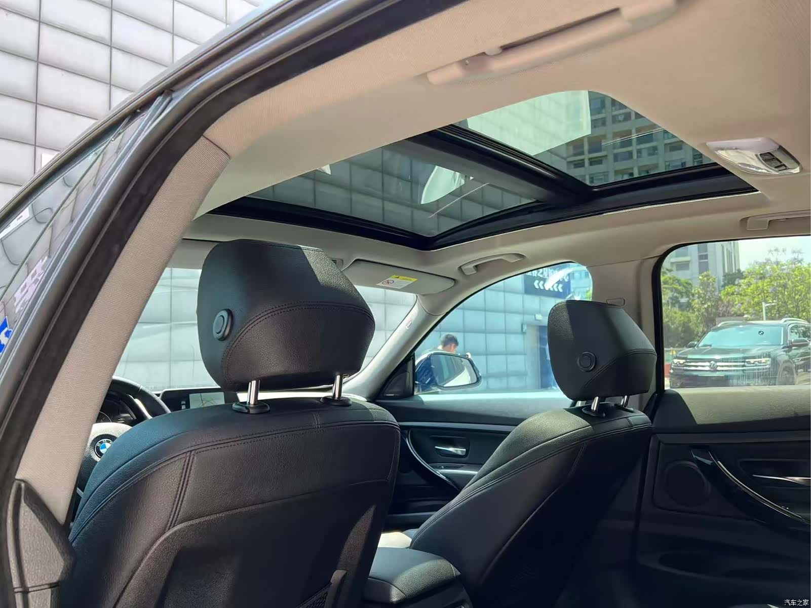 BMW 3 Series, 2019 18