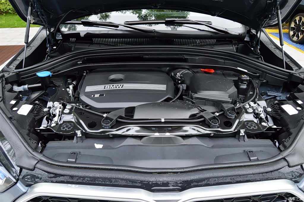 BMW X2, 2025 6