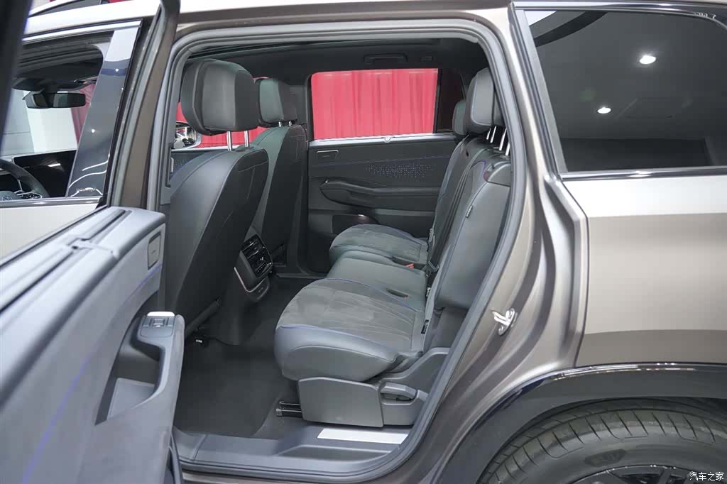 Volkswagen Teramont, 2025 17