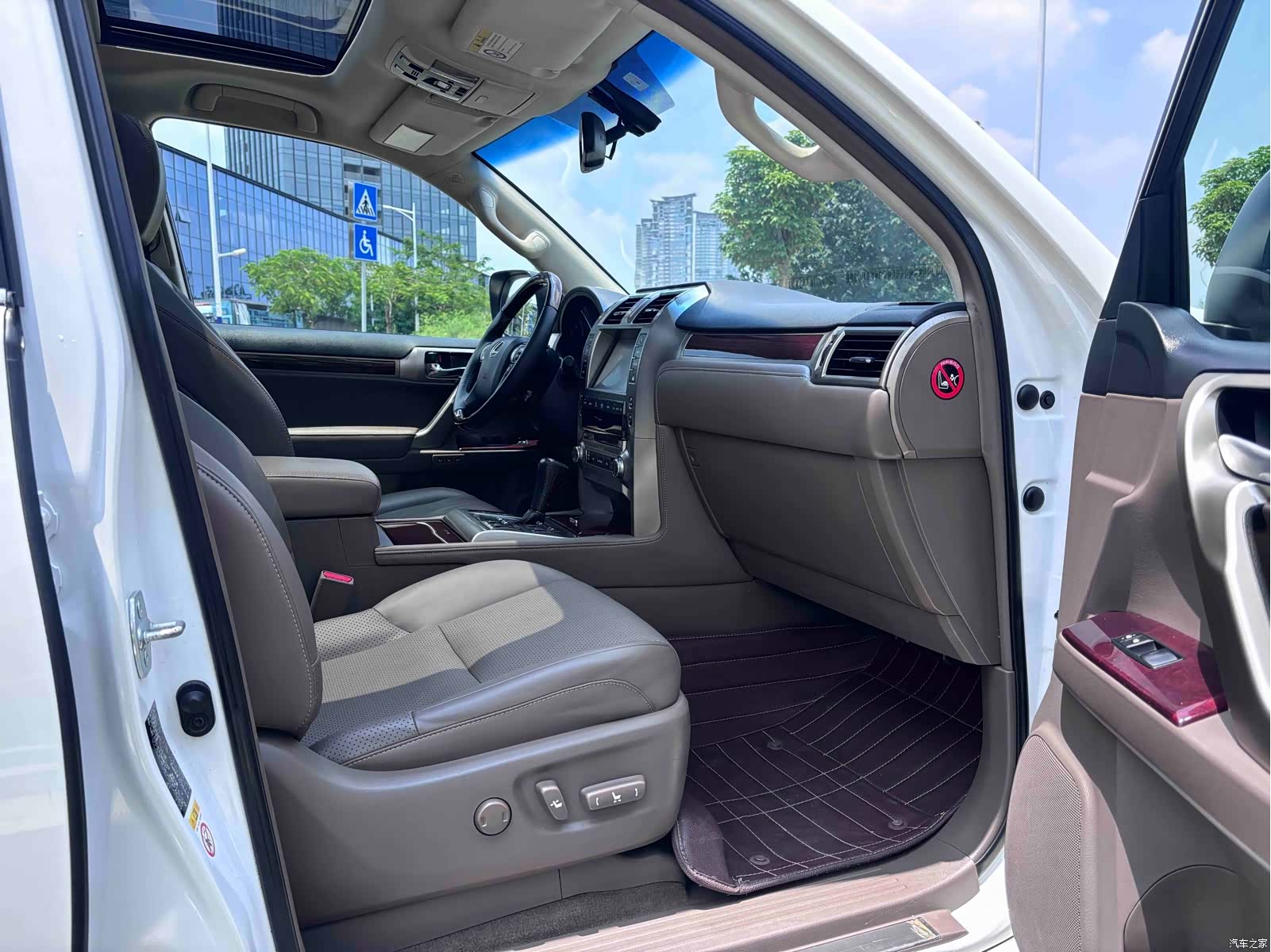 Lexus GX, 2016 11