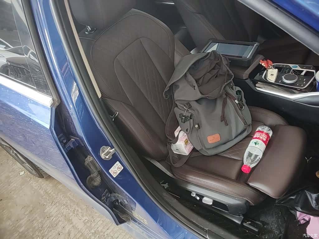 BMW i3, 2023 25