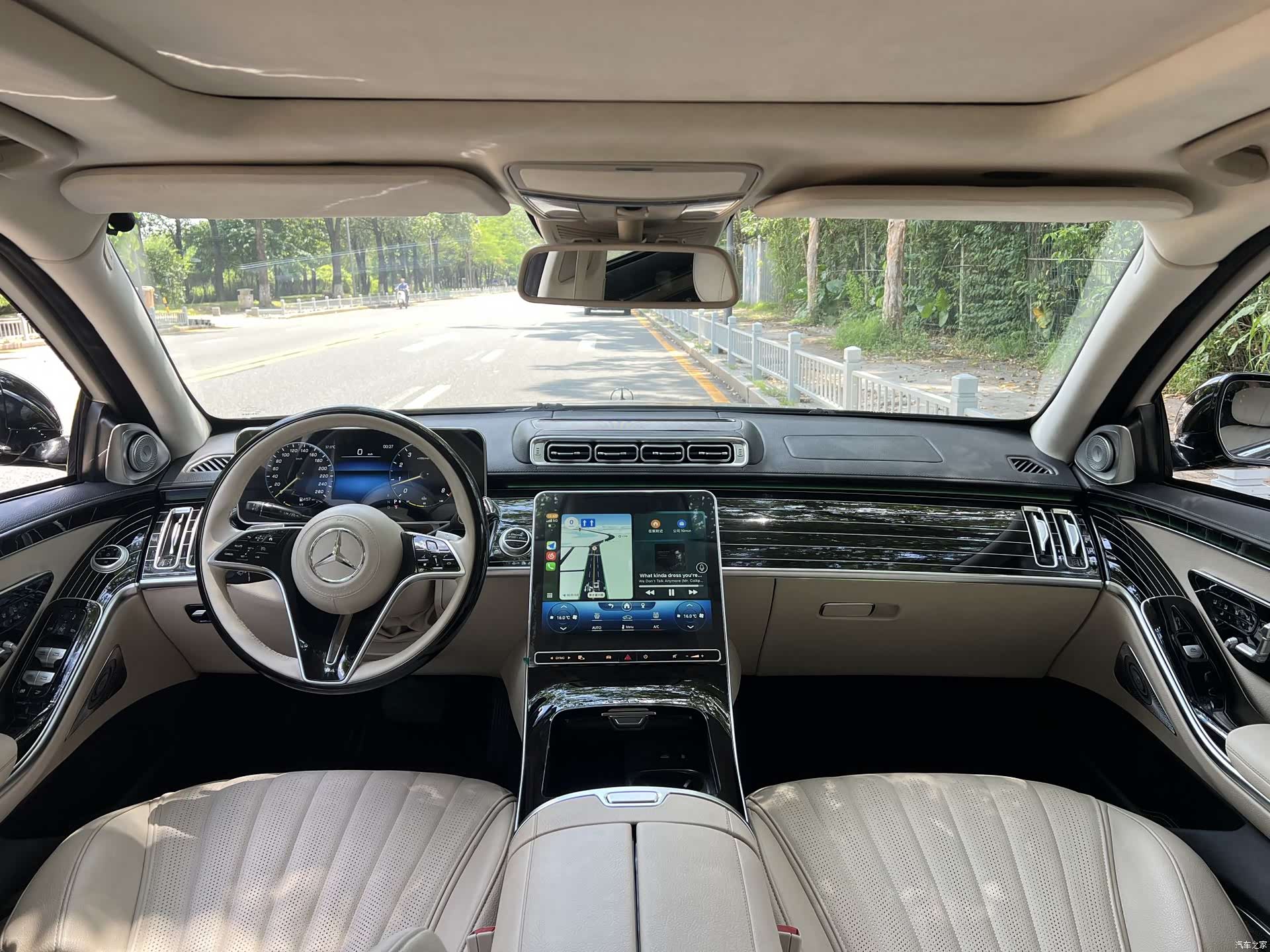 Mercedes-Benz S-Class, 2012 9