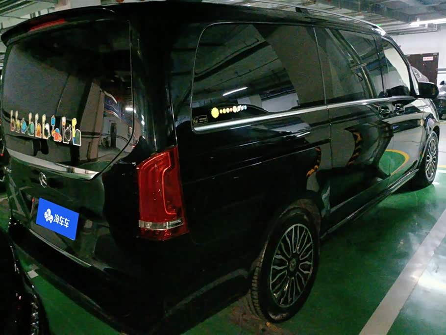 Mercedes-Benz V-class