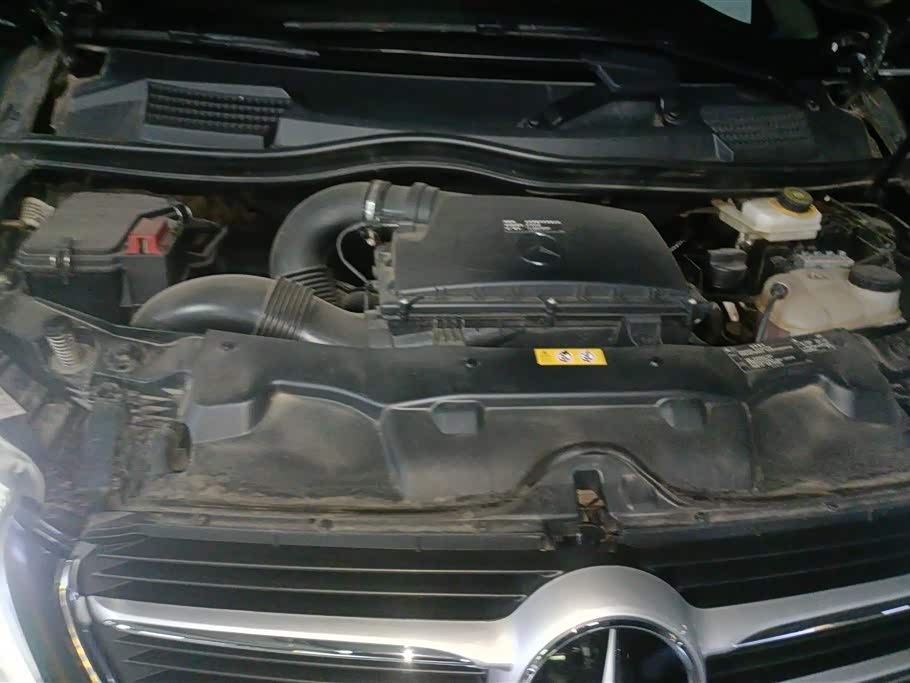 Mercedes-Benz V-class