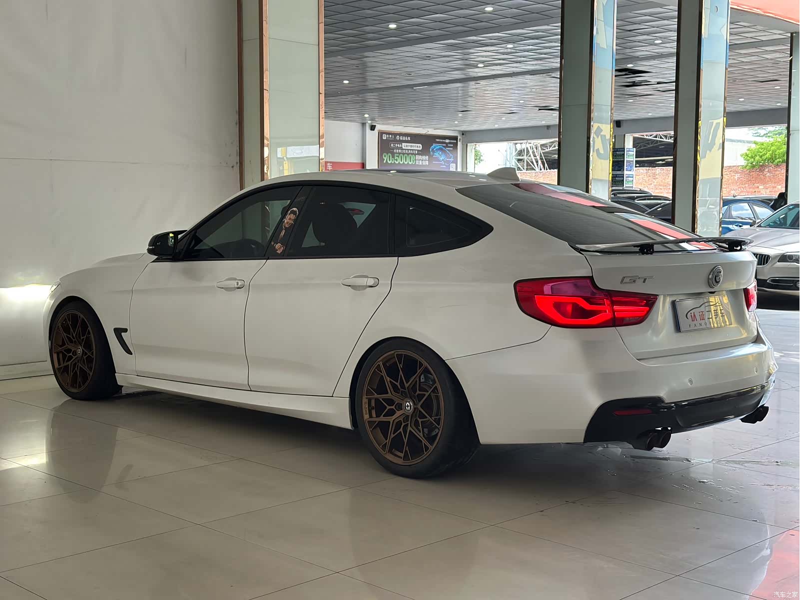 BMW 3 Series, 2018 18