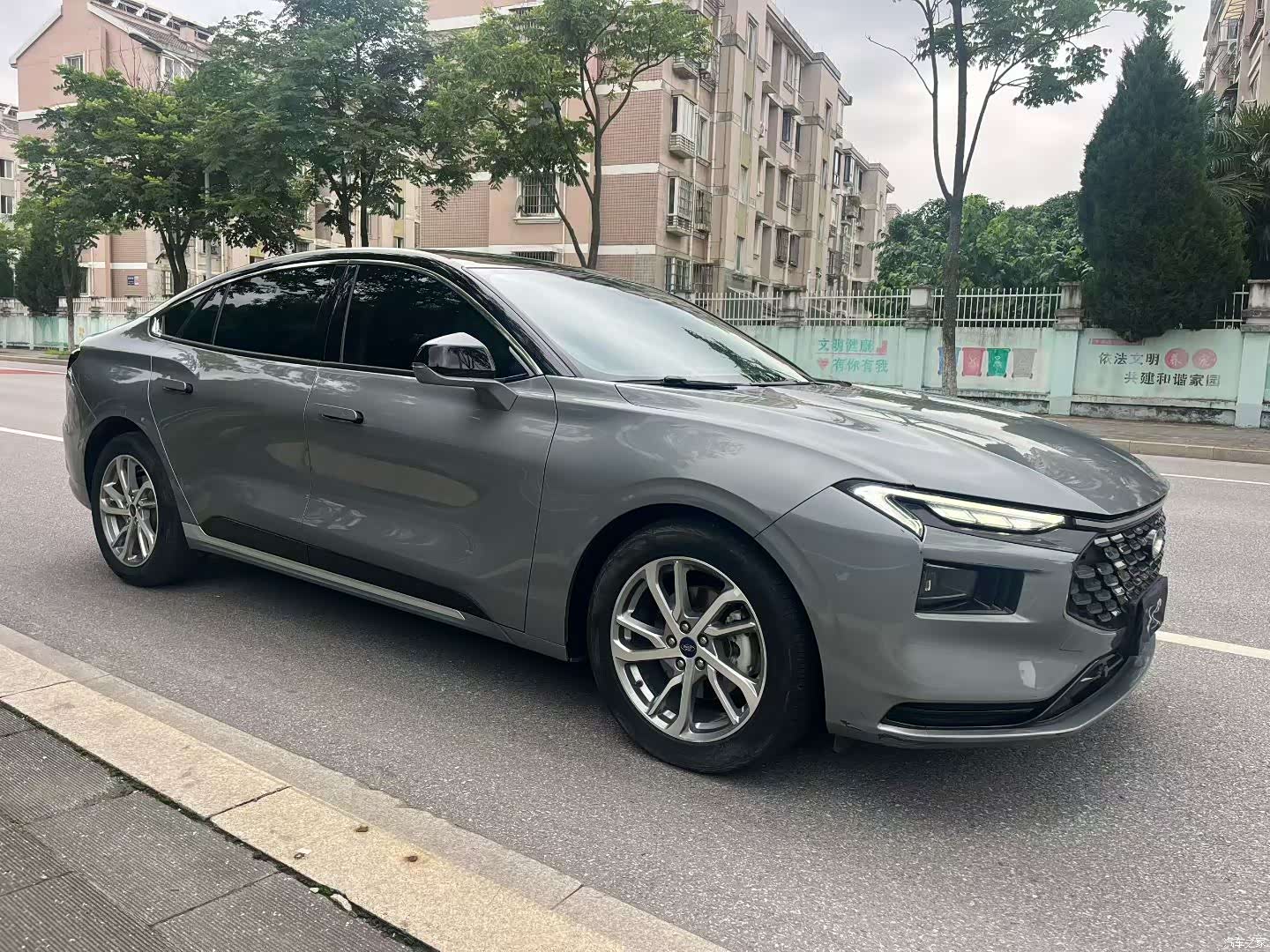 Ford Mondeo, 2023 3
