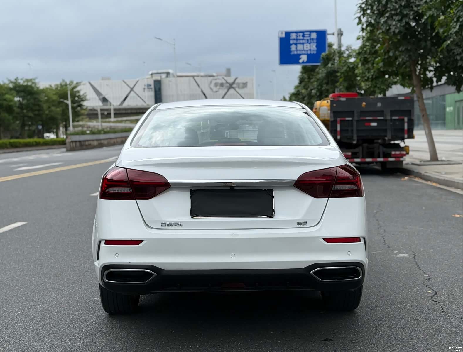 Geely Emgrand, 2021 все фото