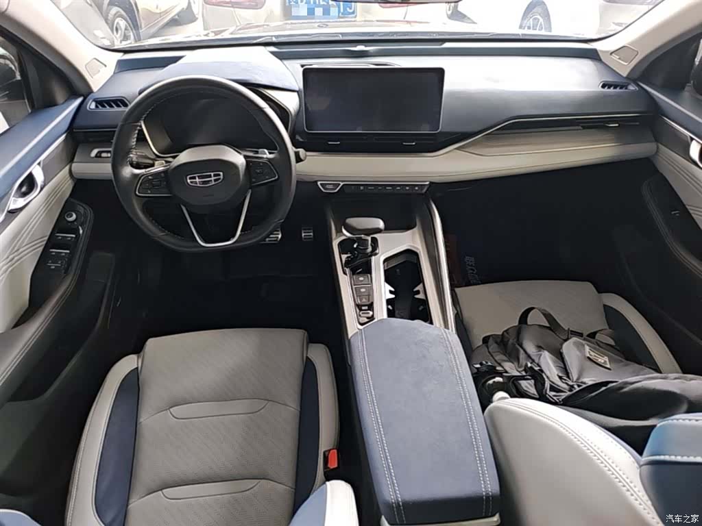 Geely Preface, 2022 10