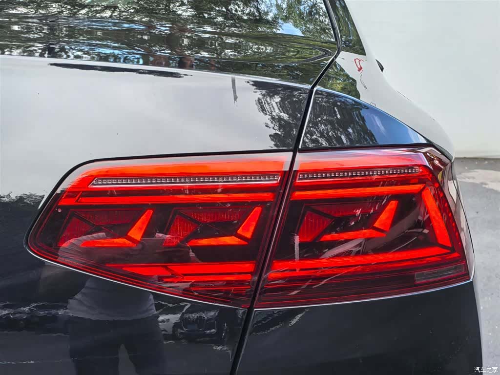 Volkswagen Magotan, 2021 19