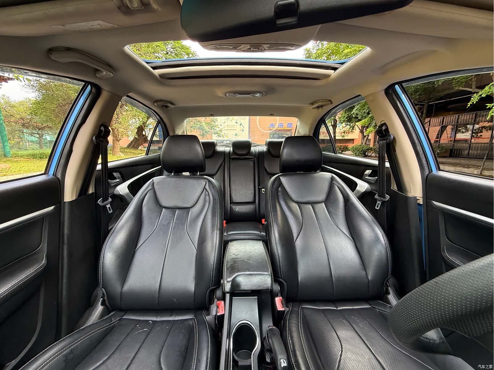 Geely Emgrand, 2017 10