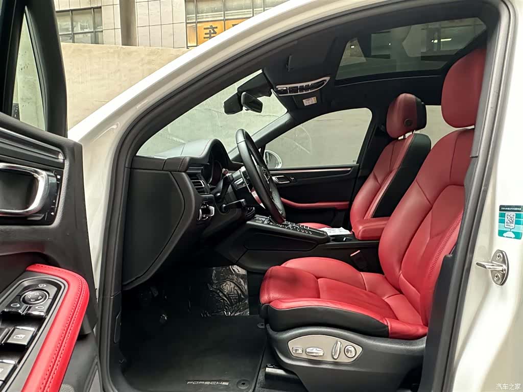 Porsche Macan, 2020 9