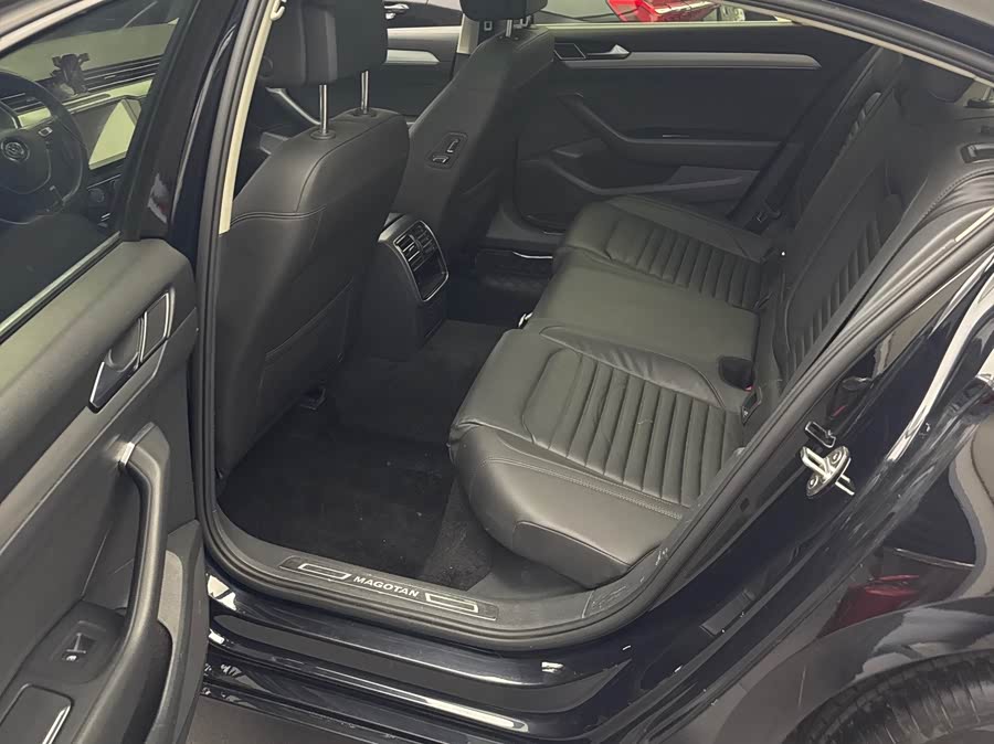 Volkswagen Magotan 2018, фото 11