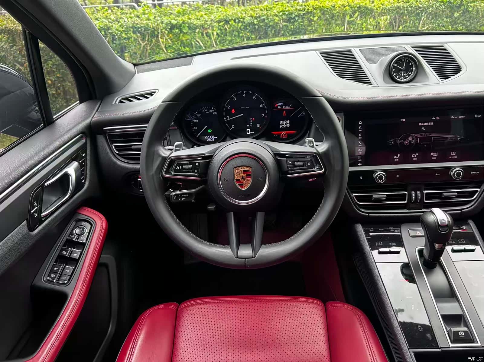 Porsche Macan, 2024 9