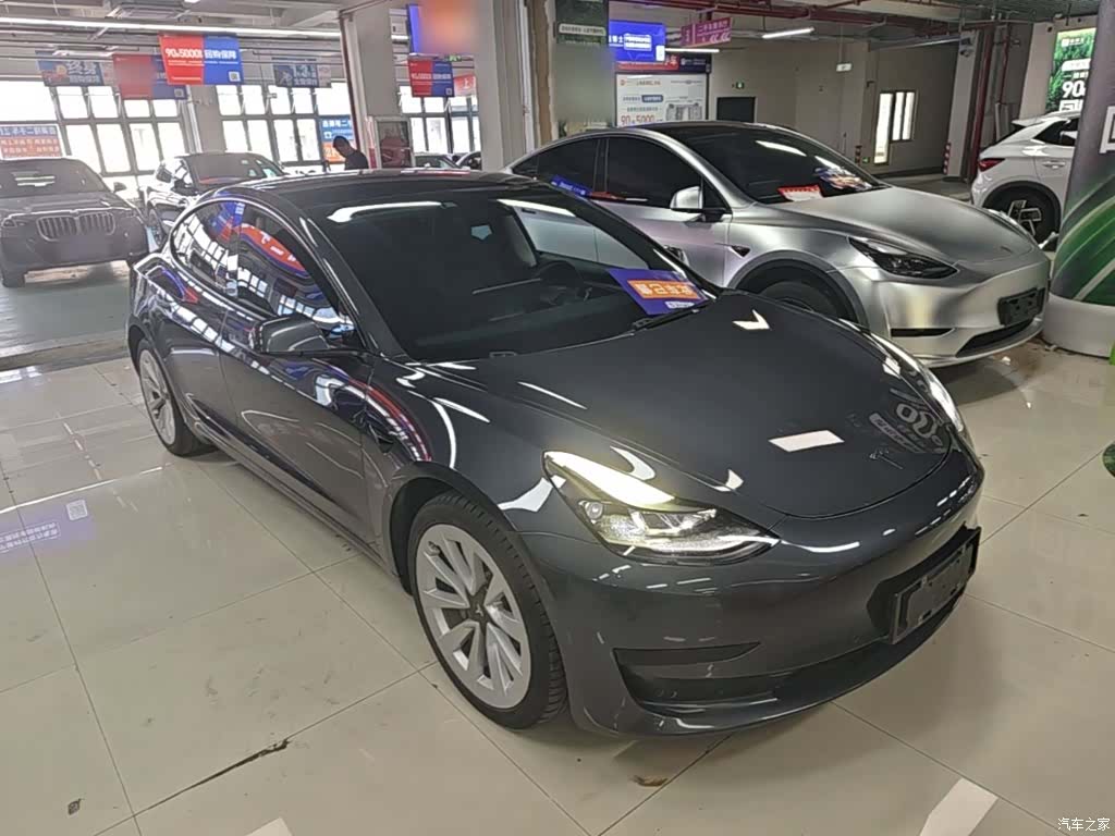 Tesla Model 3, 2021 4