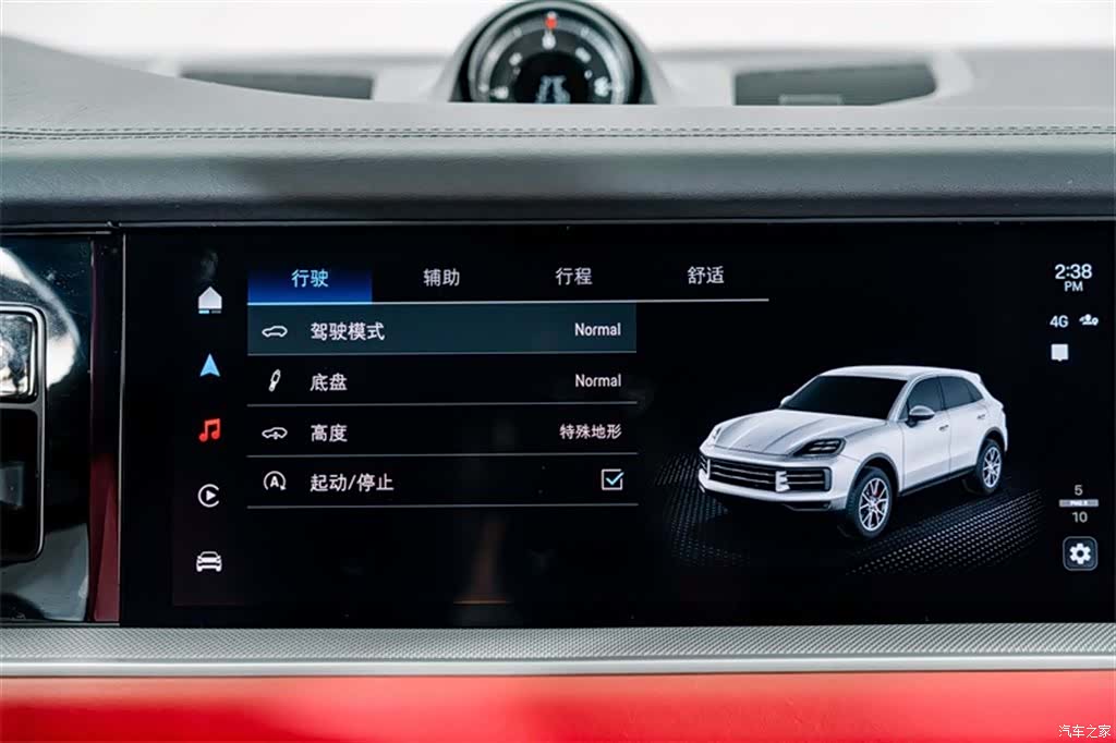 Porsche Cayenne, 2024 11