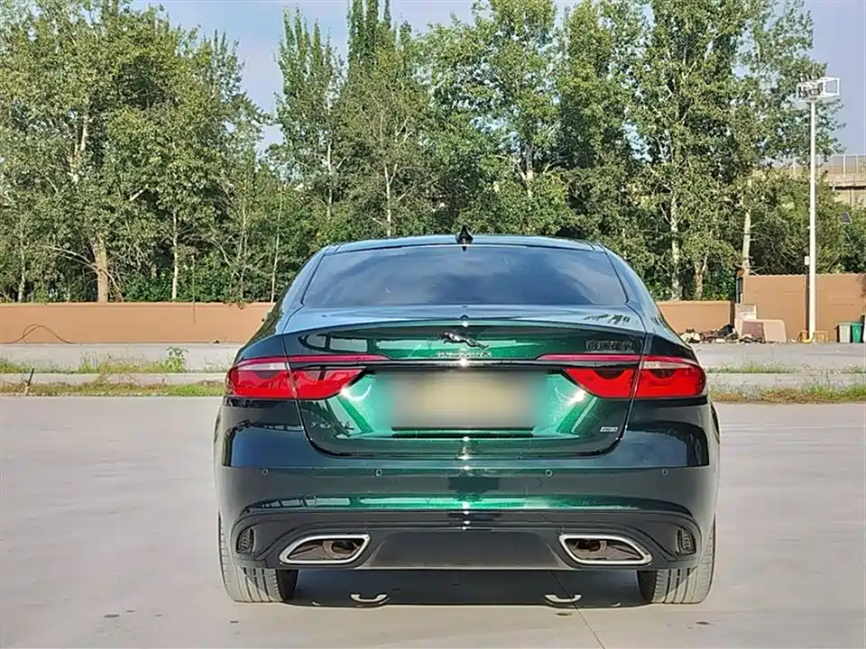 Jaguar XFL